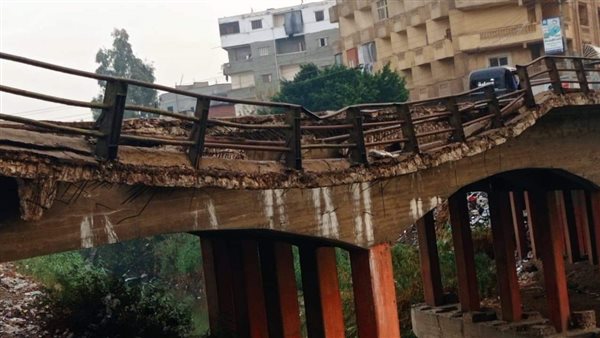 انهيار كوبري مدينة