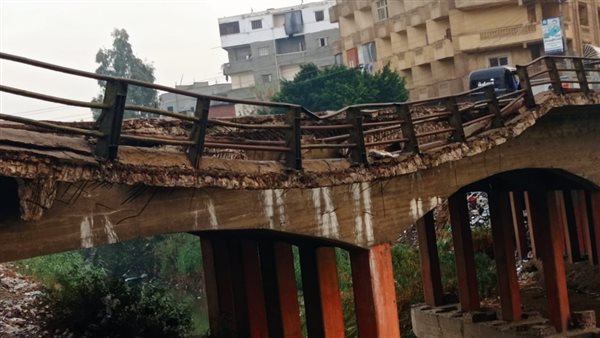 انهيار كوبري مدينة