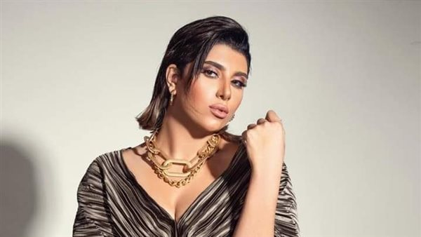 المطربة يارا محمد