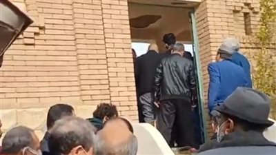 وصول جثمان جابر العصفور وزير الثقافة الأسبق إلى مثواه الأخير بـ 6 أكتوبر | بث مباشر