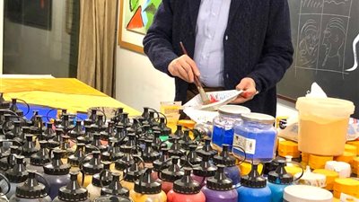 فاروق حسني يعلن عن أحدث معارضه الفنية بالبحرين في 2022