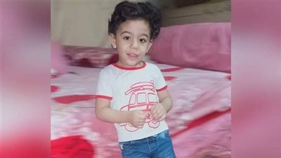 أم طفل مصاب بمرض نادر: فتحنا حسابا بنكيا تابعا لوزارة التضامن.. ونحتاج مليون و800 ألف جنيه