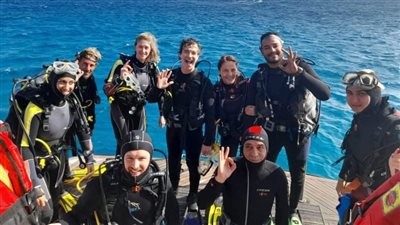 غطس وسنوركلينج.. استمرار عمل الأنشطة والرحلات البحرية بالغردقة