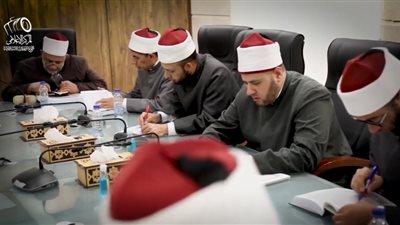 حصاد 2021.. البحوث الإسلامية: فحص ألف كتاب باللغتين العربية والإنجليزية ومراجعة 300 مصحف