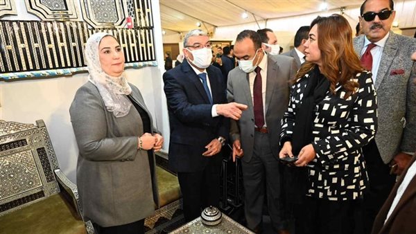 وزيرة التضامن تفتتح