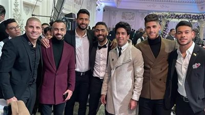 أبرزهم قفشة وزيدان.. نجوم الكرة يحتفلون بزفاف رامي ربيعة | صور