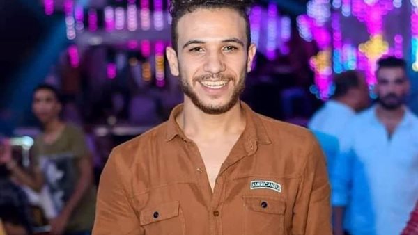 الشاب أمير فاروق