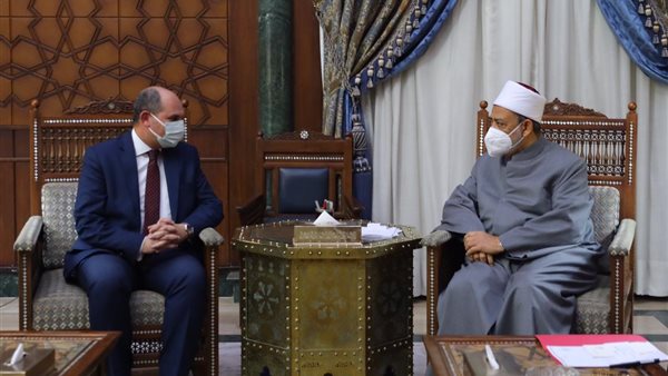 شيخ الأزهر وسفير