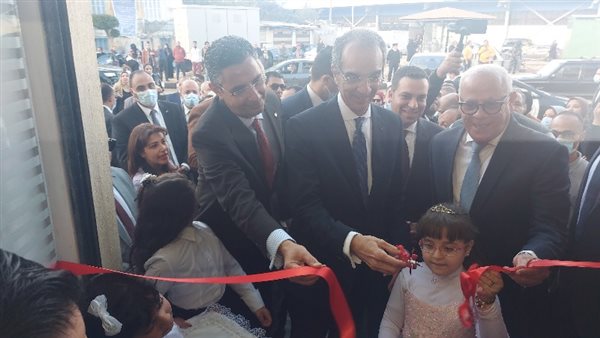 وزير الاتصالات 