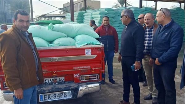 ضبط سيارة محملة بدقيق