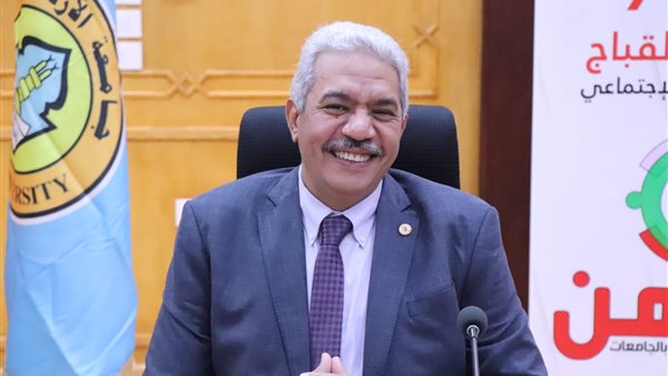 الدكتور محمود صديق