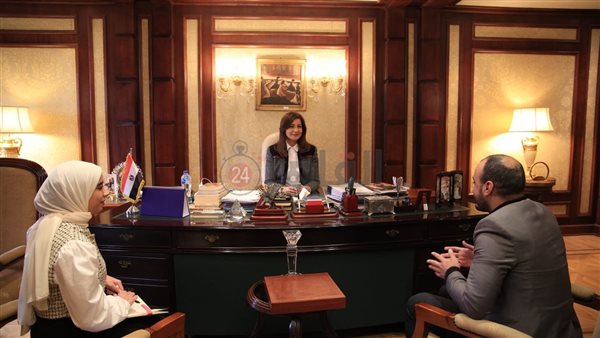 القاهرة24 مع السفيرة