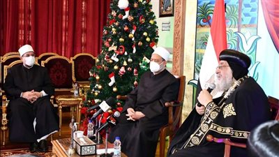 وزير الأوقاف يهنئ البابا تواضروس بالعام الميلادي الجديد.. ويؤكد: مصر نموذجا فريدا في الوحدة الوطنية