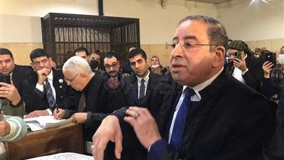 دفاع الطبيب المتهم بقتل زوجته: موكلي يعاني من اضطرابات نفسية