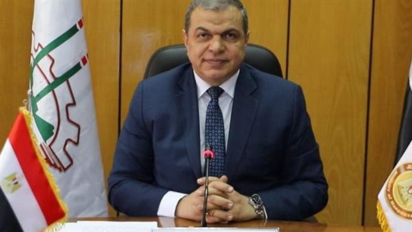 وزير القوى العاملة