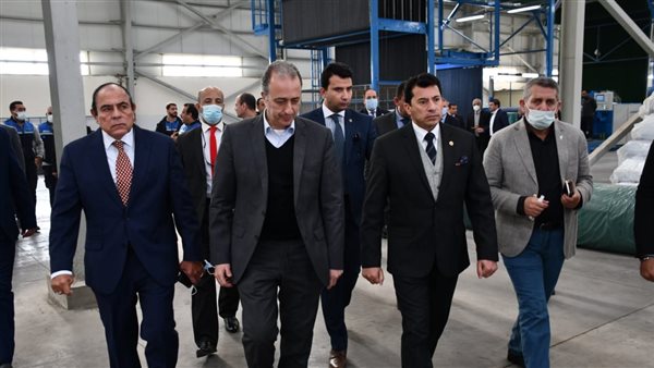 وزير الرياضة يتفقد