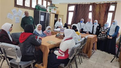 مخاطر الإنترنت.. دورة تدريبية بالتعاون مع يونيسيف لـ 2000 طالب بسوهاج