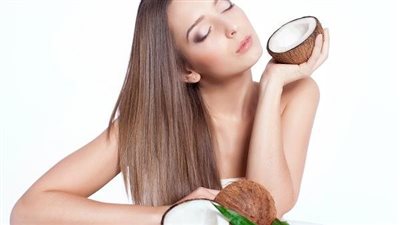 وصفات لـ علاج تساقط الشعر بزيت جوز الهند وأضراره المحتملة