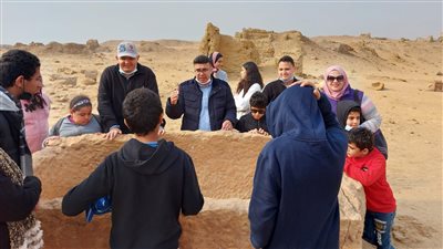 الآثار تنظم رحلة توعية للطلاب من ذوي الهمم للأماكن السياحية بالفيوم │ صور