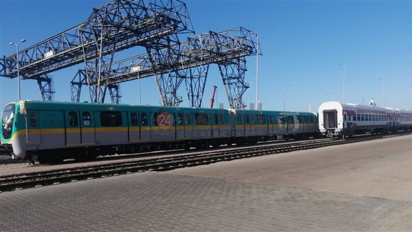 جانب من صور القطار