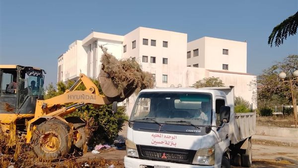 رفع قمامة ومخلفات