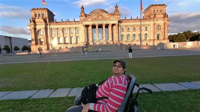 مهندس مصري بهولندا من قادرون باختلاف: اختياري لحضور منتدى شباب العالم فخر لي.. ومصطفى محمود قدوتي