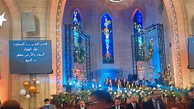 بالترانيم الروحية.. الإنجيلية تبدأ احتفال عيد الميلاد المجيد بحضور رئيس الطائفة