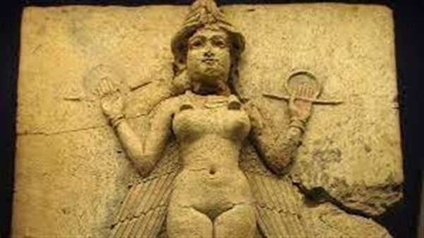  الأله عشتارت 