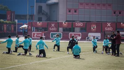 مران الأهلي.. موسيماني يجتمع مع عبد الحفيظ وتدريبات بدنية متنوعة