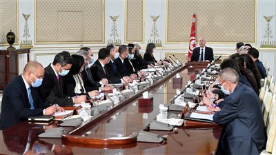 مجلس الوزراء التونسي يصدق على 8 مراسيم.. والرئيس: لا أحد فوق القانون