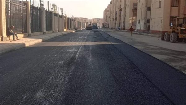 أعمال رصف الطرق 