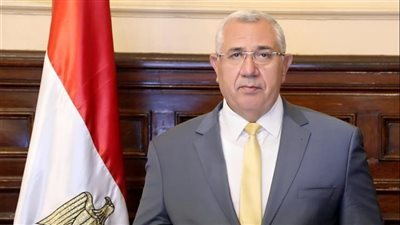 وزير الزراعة يغادر إلى بغداد لحضور اجتماع الفاو