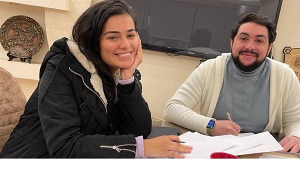 ثراء جبيل تتعاقد