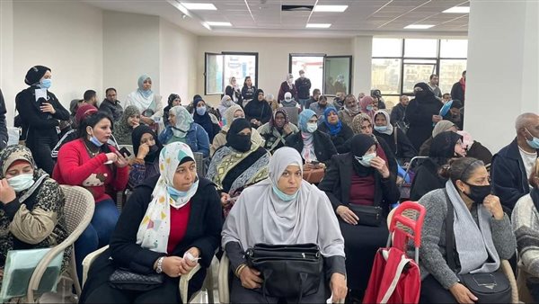 أثناء اجراء القرعة