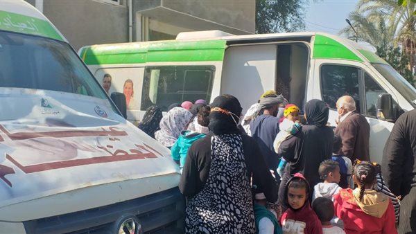 قافلة طبية بقرية