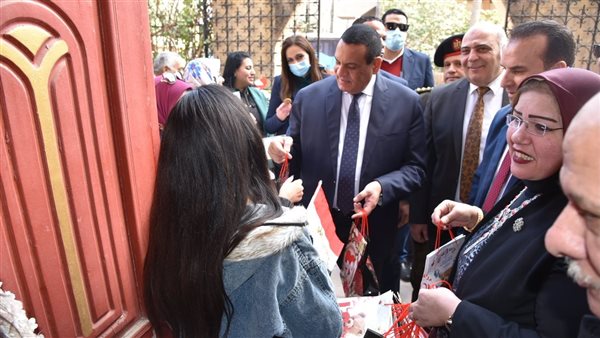 محافظ البحيرة يتفقد