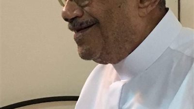 بدء عزاء شقيق المهندس الراحل محمود العربي مؤسس شركة توشيبا العربي