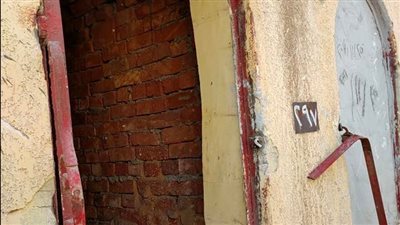 سرقة الأبواب الحديدية لمقابر بيلا بكفر الشيخ | صور وفيديو