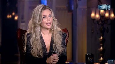 وشك مش حلو.. نيكول سابا عن اتهامها بالتسبب في فشل فيلم أحمد مكي: ليه يعملوا لي عقدة؟