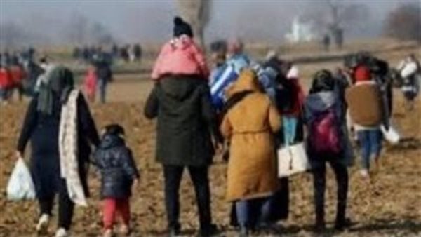  دخول اللاجئين إلى