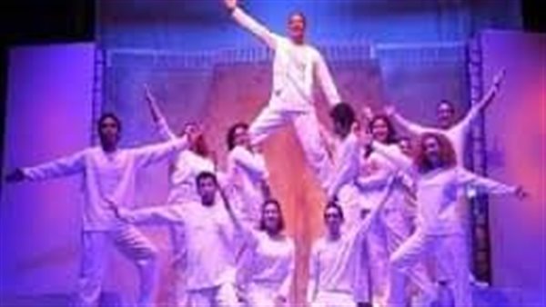 العرض المسرحي 