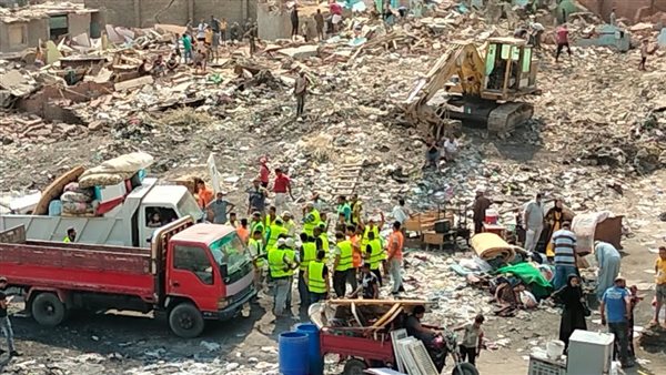 عزبة أبو قرن العشوائية