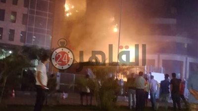 عاجل| حريق هائل فى أحد المبانى بشارع التسعين بالتجمع الخامس