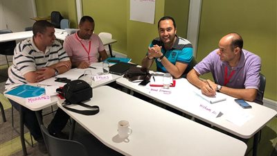 وزارة التخطيط: بدء المرحلة الثانية من المجموعة الأولى لمنحة دبلومة الإدارة العامة بلندن (صور)