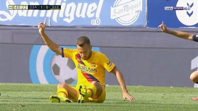 برشلونة يسقط في فخ التعادل أمام أوساسونا بالدوري الإسباني (فيديو)