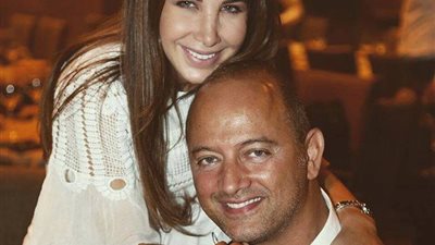 في عيد زواجهم الـ11.. نانسي عجرم توجه رسالة رومانسية لزوجها(صورة)
