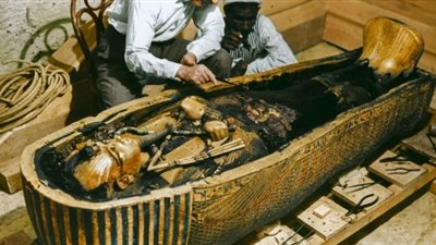 معرض الملك.. 1.3 مليون شخص شاهدوا توت عنخ آمون في فرنسا