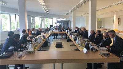 نائب رئيس المحكمة الدستورية: تدريب الطلاب على المشكلات التي تواجه العالم في الجامعة الألمانية