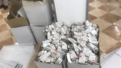 خلال 24 ساعة.. ضبط مسئولين بمصانع تنتج أدوية وجل ومصنعات لحوم فاسدة