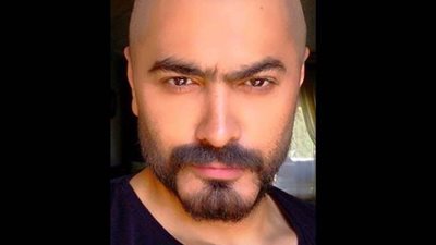 تامر حسني ينتهي من تسجيل أغنية في ألبومه الجديد.. ويشجع الجمهور على الرياضة (صورة)